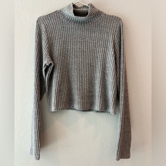 Aritzia Wilfred Free Tamu Grey Ribbed Turtleneck Sweater/Top - Picture 2 of 6